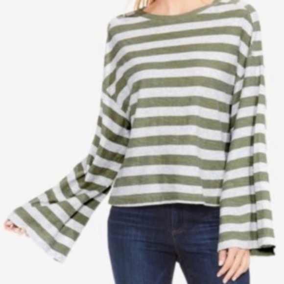 Vince Camuto Tops - Two by Vince Camuto Lydia Striped Top size L